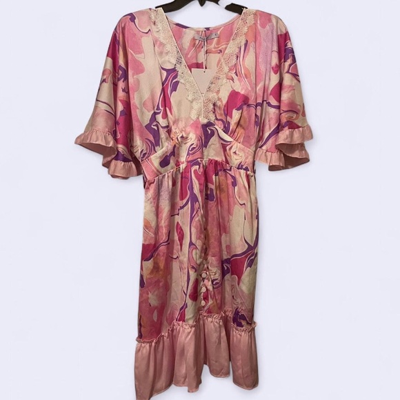 Chic Satinlike Pink and White Women's Babydoll Ruffled Dress - Picture 3 of 5